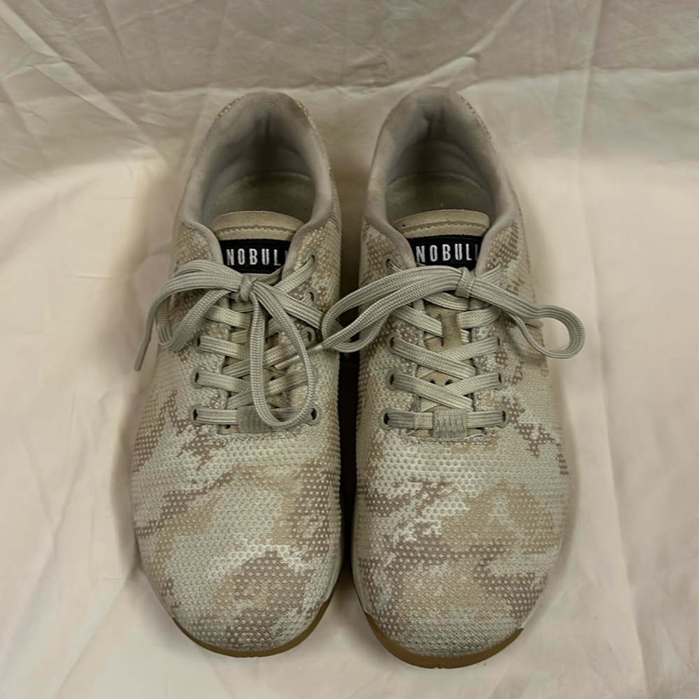 NOBULL trainers camouflage women’s size 10